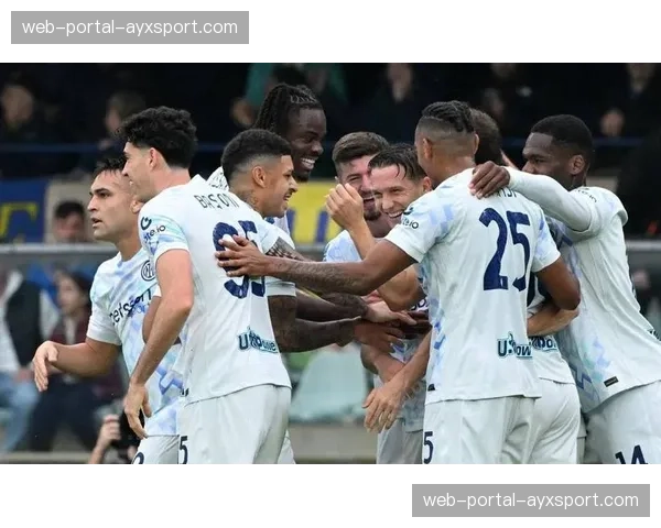 乌龙球！富勒姆后卫巴斯在解围时不慎将球踢入自家大门